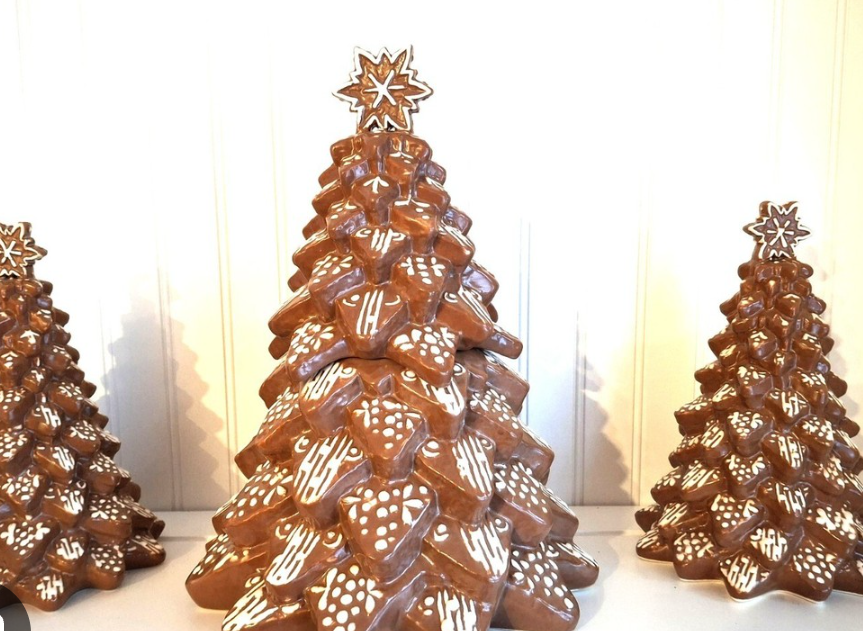 Pottery Barn Gingerbread TREE Cookie Jar Stoneware Christmas - 3 pc. Decoration