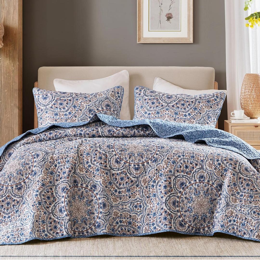 Comfort Spaces Valerie Boho Quilt Set Full/Queen Blue - Reversible Lightweight Bedding with Watercolor Medallion, Cozy All Season Quilt for Guest Room, Dorm, Teen or Adult Bed