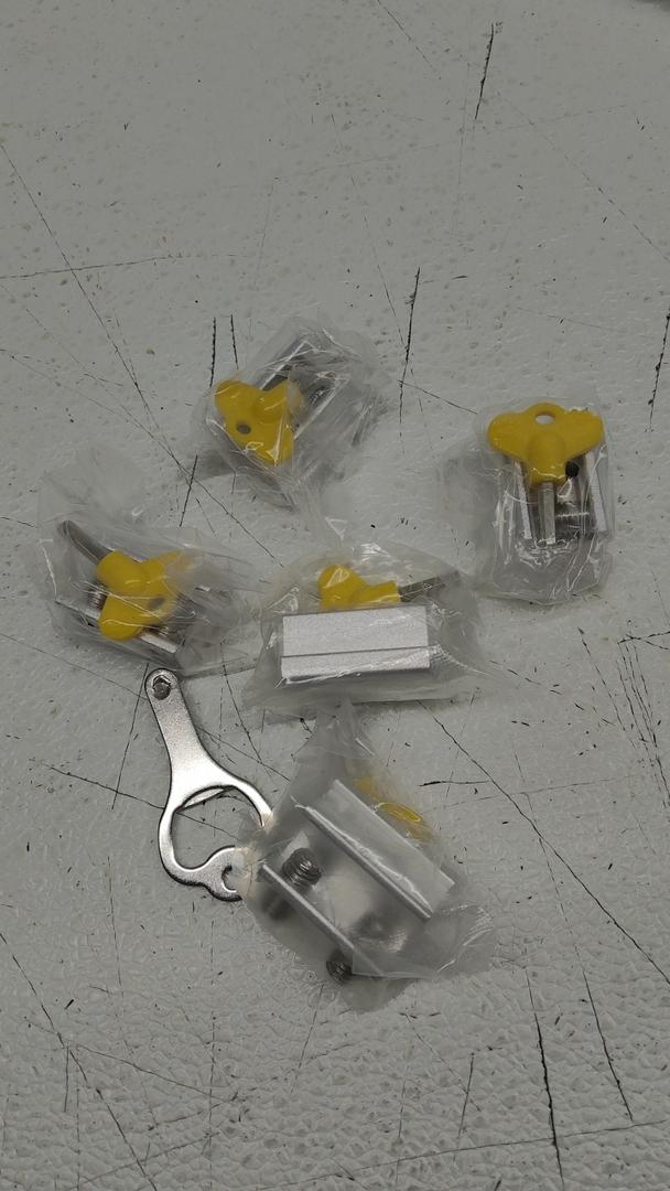 Sliding Window Locks (5 Sets), Security Window Locks with Keys, Adjustable Aluminum Sliding Window Stops, Easy Installation Without Drilling, for Vertical and Horizontal Sliding Windows (Silver)