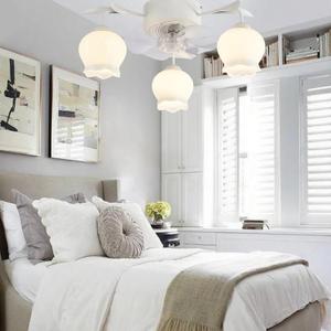 Flower Ceiling Fan with Light: White Flower Fan Lights for Girls Bedroom - Flush Mount Fandelier for Living Room - 3-Light Modern Chandelier with Fan for Home Decor Enthusiasts