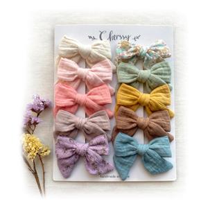 Cherssy Muslin Hair Bow Clip for Girls, 10pcs Boutique Baby Barrettes Hair Alligator Clips Accessories for Baby, Toddlers, Children, School Girls (Solid & Floral)