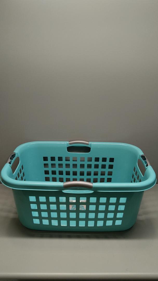 Sterilite Ultra 2 Bushel Plastic Stackable Clothes Laundry Basket Bin, Aqua