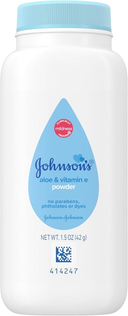 Johnson's Baby Naturally Derived Cornstarch Baby Powder with Aloe and Vitamin E for Delicate Skin, Hypoallergenic and Free of Parabens, Phthalates, and Dyes for Gentle Baby Skin Care, 1.5 oz