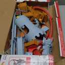 Hot Wheels Toy Car Track Set, Mario Kart Bowsers Castle Playset & 1:64 Scale Die-Cast Kamek, Interactive Play, with Storage for 30+ Vehicles