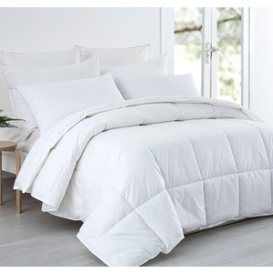 Comforter Full Size - All Season Down Alternative - Premium Soft Microfiber - White, 86" x 82" 