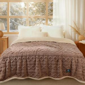 Luciphia Waterproof Pet Blanket, Liquid Pee Proof Dog Blanket for Sofa Bed Couch, Reversible Sherpa Fleece Furniture Protector Cover for Small Medium Large Dogs Cats, Khaki King Size90" x 82"