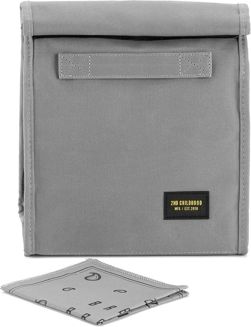 Insulated Lunch Bag for Men, Durable & Reusable, Grey | Slim lunch bag with carry handle, two mesh side pockets and a back slip pocket; insulated liner keeps food cool