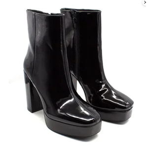 Madden Girl Women's Autum Ankle Boot, Size 8