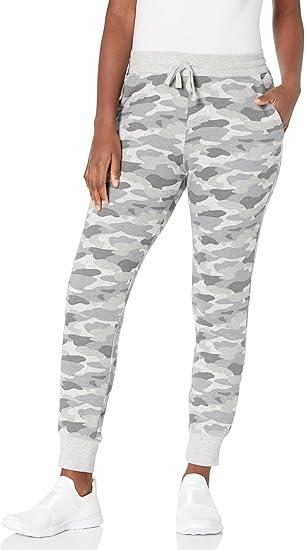 Amazon Essentials Women's Fleece Capri Jogger Sweatpant  (X-Large, Light Grey Heather)