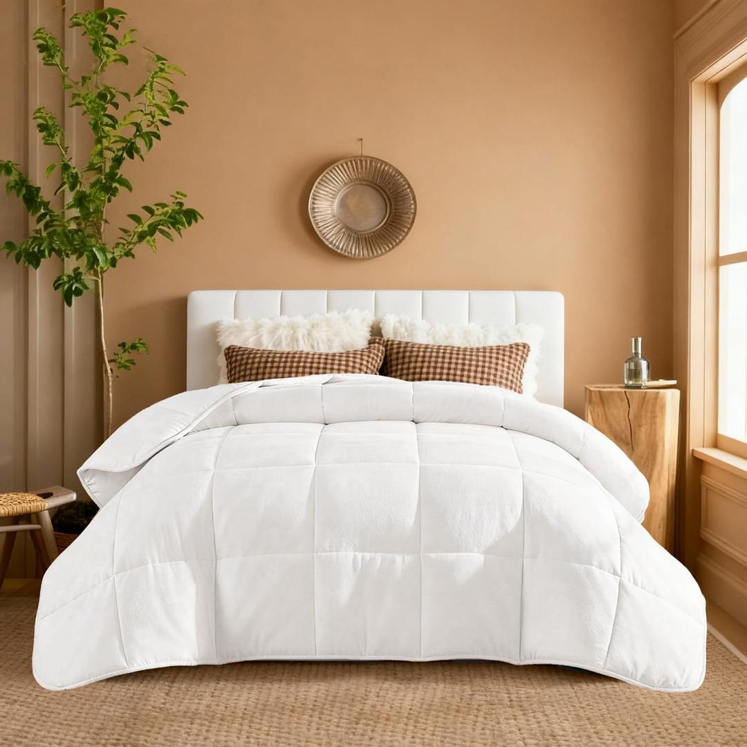 YnM Weighted Blanket King/CA King 40lbs, The Extra Heavy Oversized Weighted Comforter, Warm & Fluffy Throw (White, 40lbs, 104" Lx90 W)