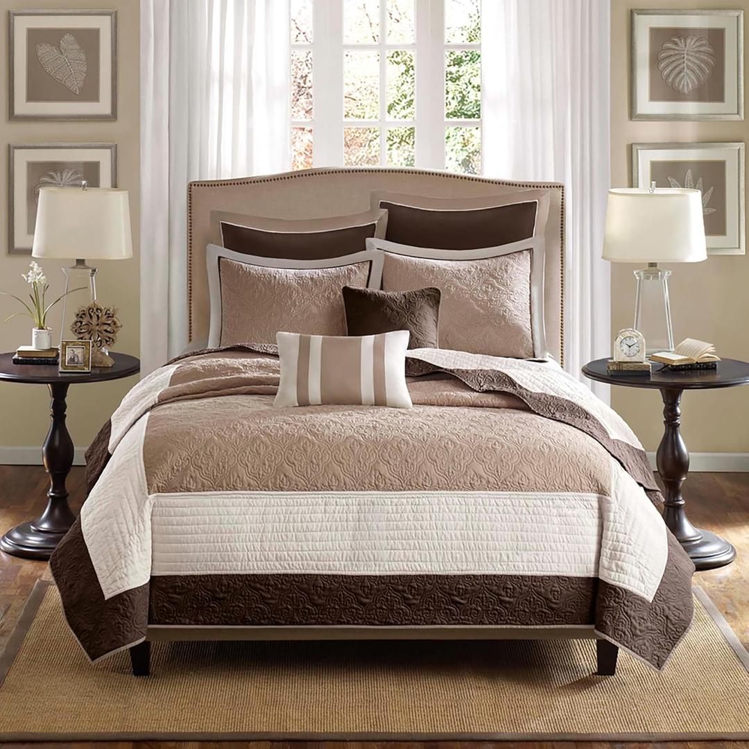 Madison Park Attingham Reversible Quilt Set - All Season Breathable Coverlet, Lightweight Cozy Bedding Layers, Matching Shams, Full/Queen(90"x90"), Beige Multi 7 Piece