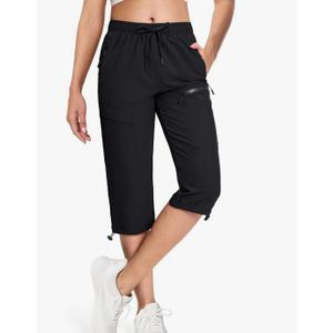 MAGCOMSEN Women's Hiking Capri Pants UPF 50+ Lightweight Quick Dry Casual Golf Cargo Crop Pants with 5 Pockets Summer