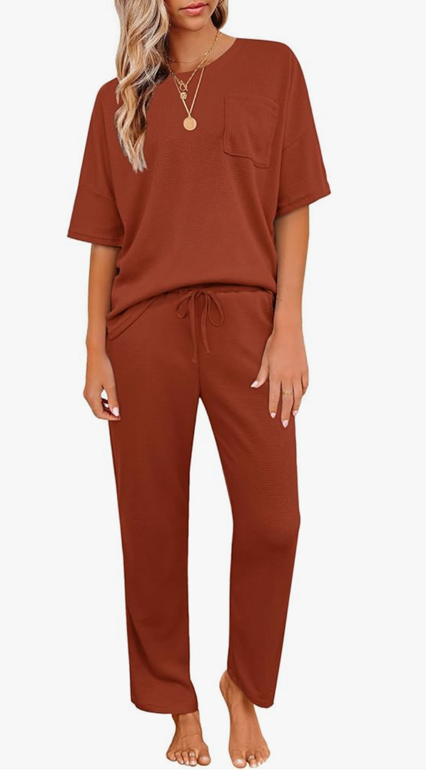JiniGolla Womens Lounge Sets Waffle Knit Pajamas Short Sleeve Shirt Top and Long Pants PJ Sleepwear Caramel, Medium