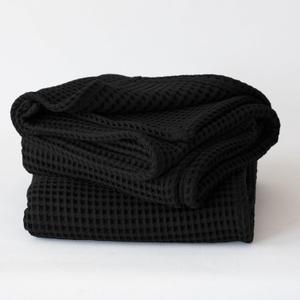 Premium Black Waffle Bath Towels Pack of 2 Extra Large 35x71 inch - 100% Turkish Cotton, Waffle Weave, Quick Dry, Lint Free, Oversized, Thin Bath Sheet Towel (Black, Set of 2 Bath Towels)