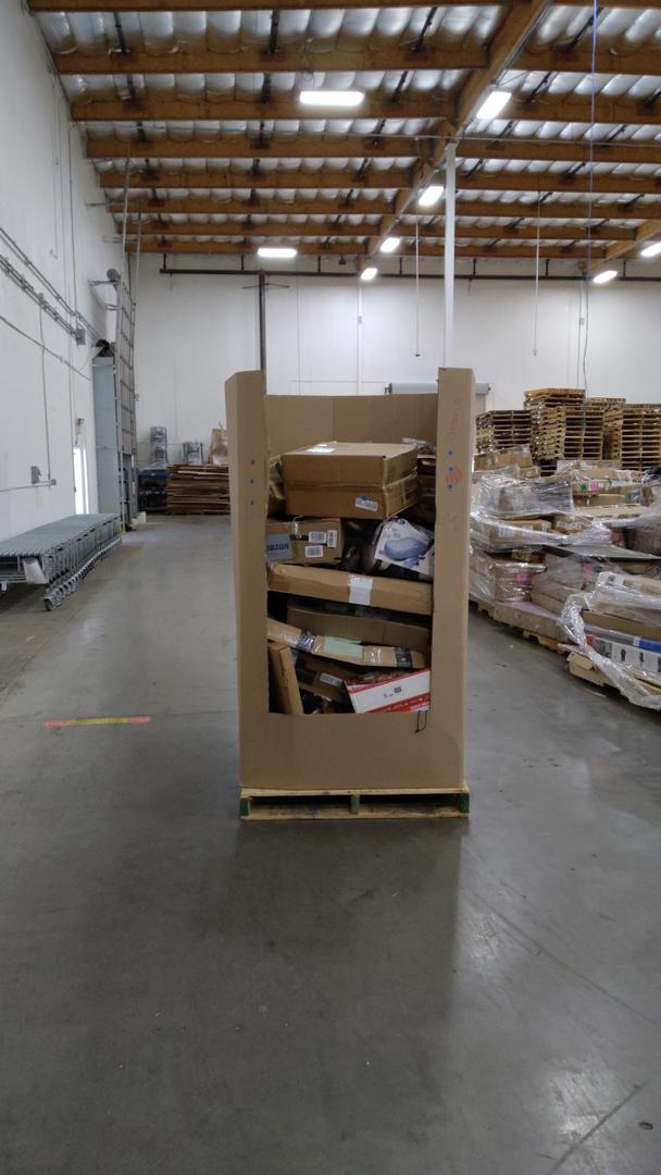 Pallet Of Salvage Items