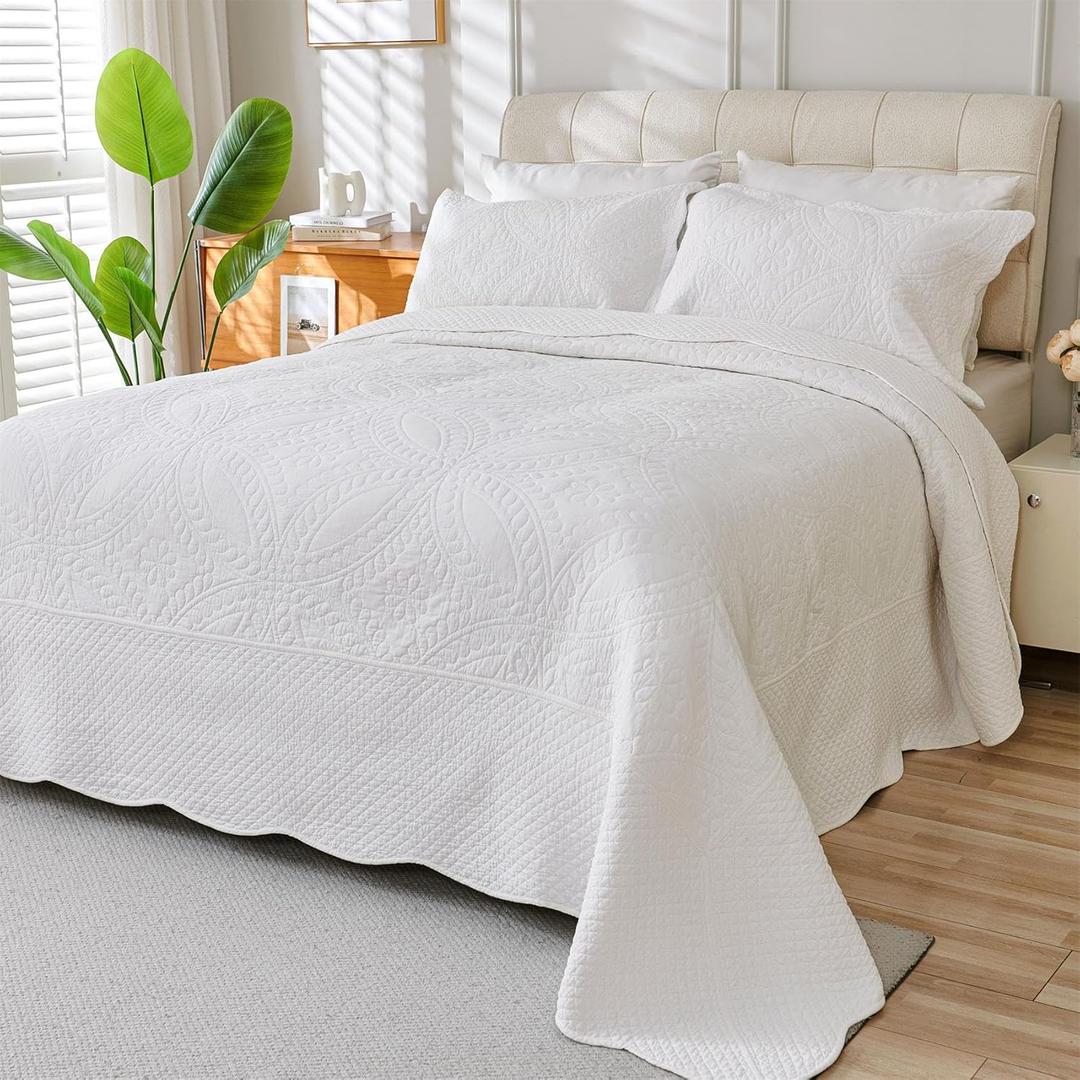 Cmfshape 100% Cotton Quilt Oversized King Size-White Bedspread 120"x120"-Coin Pattern Bedding Set 3 Pieces-Pre-Washed Lightweight Microfiber Coverlet-Suitable for Bed,Couch,Quilt Blanket All Seasons