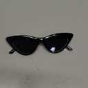 LIVHO Narrow Cat Eye Sunglasses for Women 90s Small Chic Style Trendy Sunnies UV400 Protection FZN7514