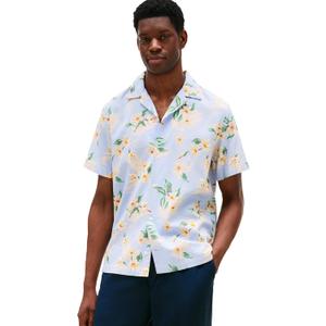 Tommy Hilfiger Men's Short Sleeve Lightweight Button Down Shirts in Regular Fit, Men's Casual Button Down Summer Shirts (Large, Sweet Blue / Allover)