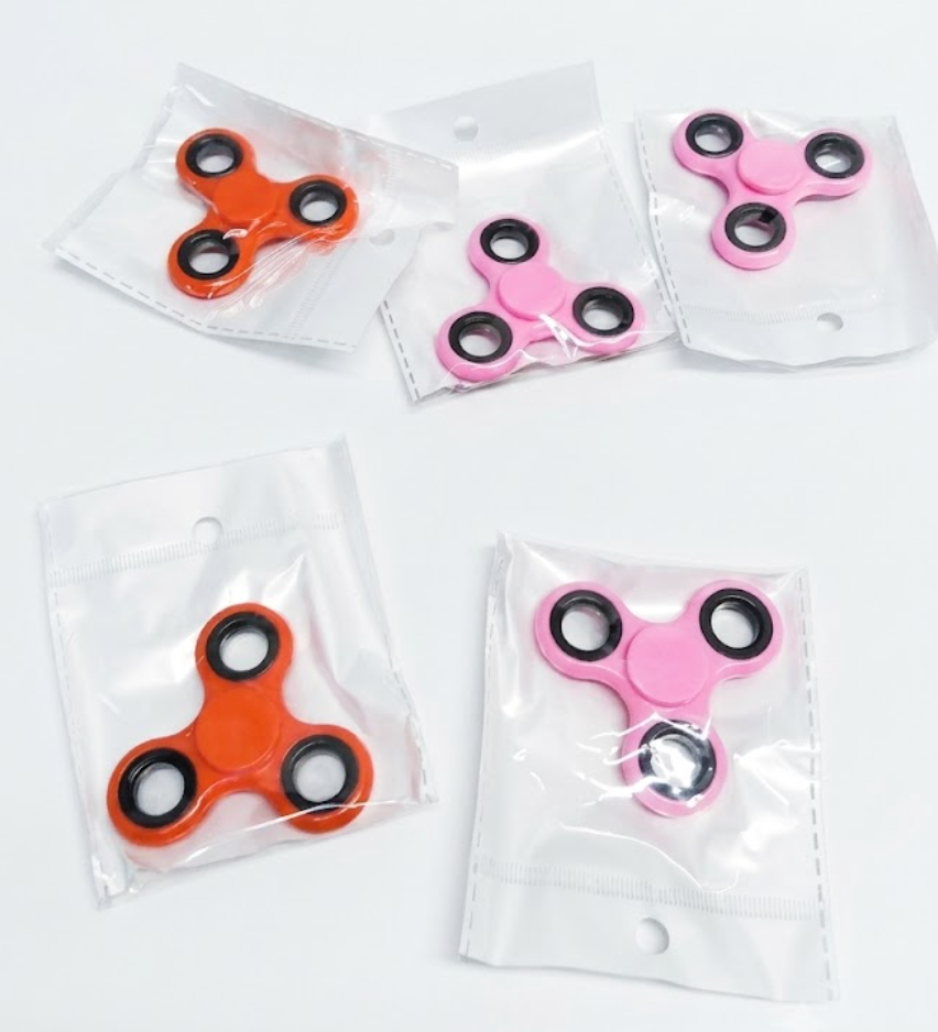 Fidget Spinners Bulk for Kids Adults, Fidgets Bulk Fidget Toys for Kids Classroom Prizes Sensory Fidget Toys, Gifts Party Favors for Kids 4-8-12, Fidgets for ADHD