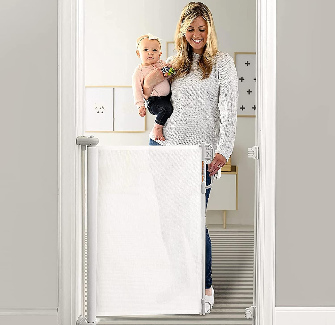 Momcozy Baby Gate, Retractable Baby Gate or Dog Gate Easy to USE for 33" Tall, Extends up to 55" Wide, Baby Gate for Stairs, Doorways, Hallways, Indoor, Outdoor