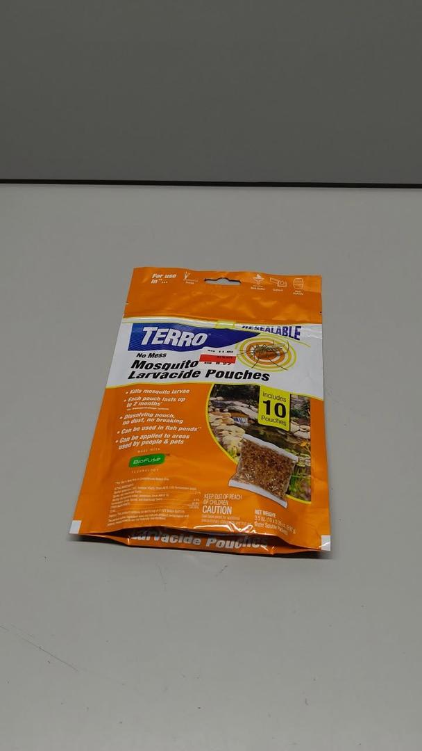 TERRO No Mess Mosquito Larvacide Pouches - 10 Pouches Included - T1210-10 Mosquito Larvacide Packets - Dissolvable Pouch for Stagnant Water