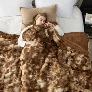 Cozy Bliss Faux Fur Throw Blanket King Size, Fuzzy Soft Plush Thick Bubble Blanket for Bed Couch Bedroom Living Room, 108x90 Inches Tie-dye Brown