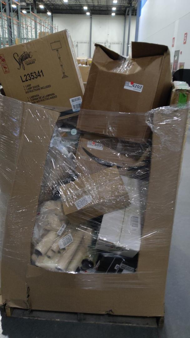 Pallet of Salvage Items 