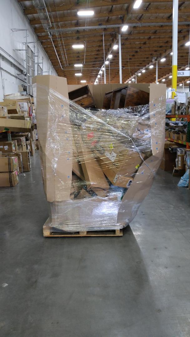 Pallet Of Salvage Items