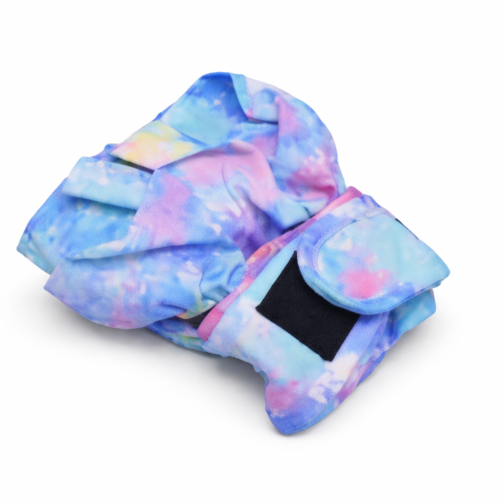 Pet Soft Washable Female Diapers (3 Pack) Female Dog Diapers, Comfort Reusable Doggy Diaper for Girl Dog in Period Heat (Cute Flower, M)