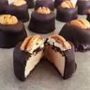 Woodford Reserve Bourbon Ball Gift Box, 32 Candies per box, delicious and perfect for holiday gifts (EXP 06/19/26)