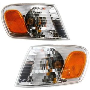 For 2001 2002 Toyota Corolla Pair Driver and Passenger Side Turn Signal/Side Marker Light With Bulbs Included TO2530137 TO2531137 | 81520-02070 81510-02070 ;