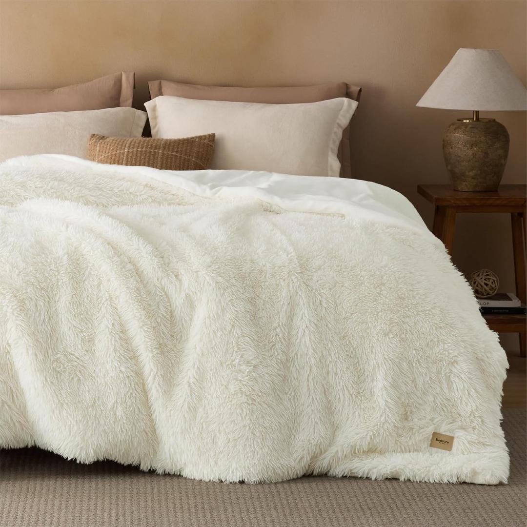 Bedsure Faux Fur White King Blanket, Fluffy Soft Shaggy Reversible Throw | Warm Blanket for Couch Bed, Gifts for Women, Cozy Plush Fleece Throw for Room Decor, 108x90 Inches
