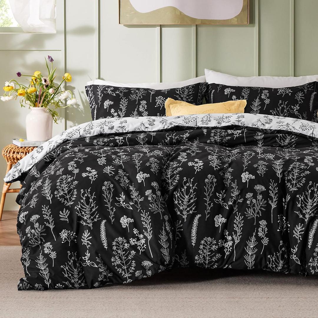Bedsure Queen Comforter Set - Black Bed Set, 3 Pieces Cute Floral Bedding, 1 Soft Reversible Botanical Flowers Comforter and 2 Pillow Shams (22 - Black)