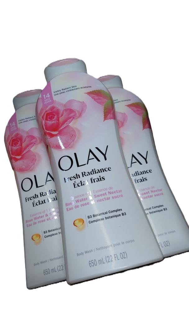 Olay Body Wash for Women, Fresh Radiance, Refreshing & Renewing, Made with Plant Based Cleansers, B3 Botanical Complex, For All Skin Types, Rose Water & Sweet Nectar Scent, 22 fl oz (Pack of 3)