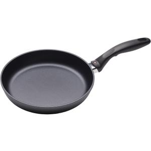 Swiss Diamond 9.5 Inch Frying Pan Nonstick Diamond Frying Pan, Aluminum Coated Skillet, Dishwasher Safe and Oven Safe Fry Pans with Stainless Steel Handle, Grey