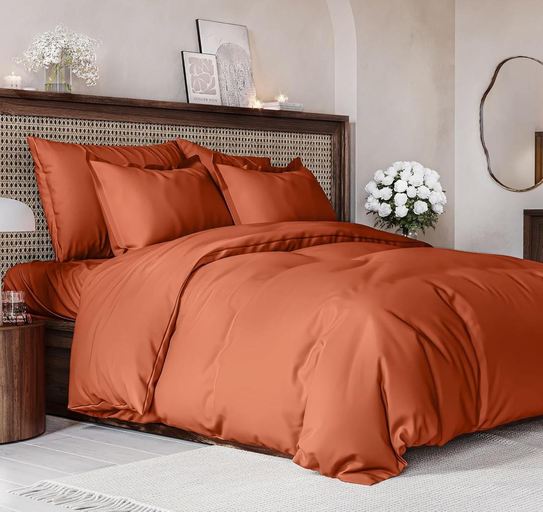 Duvet Cover Queen Size Set - Extra Soft Queen Size Duvet Cover 90 x 90 with 2 Pillow Shams - Hotel Luxury Easy Care and Fade Free w/ Zipper Closures & Ties - Comfy Breathable Bedding Set (Terracotta)