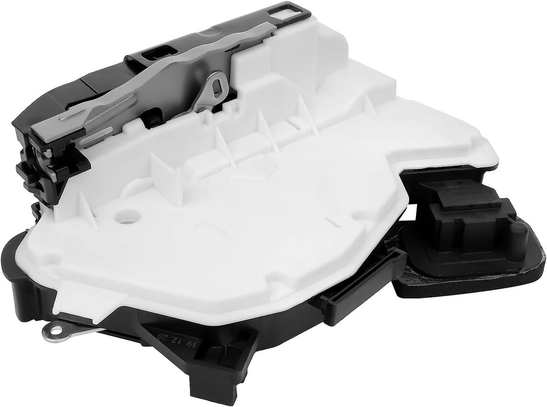 CCIYU Front Right Passenger Side Door Latch Lock Actuator Compatible for Volkswagen Jetta 2011 12 13 14 15 16 2017,for Passat Beetle Passat Golf Door Lock Actuators Replaces 6RD837016A