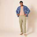 Amazon Essentials Men's Straight-Fit Stretch Cargo Pant, 42W X 28L