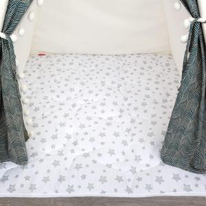 Moonsea Mat of Teepee Tent for Kids, Anti Slip Bottom Square Padded Rug 43''x 43'' Kids Teepee Pad for Boys and Girls, Toddler Quilted Mat, White Star