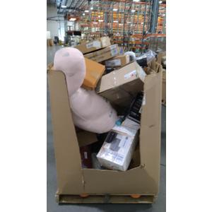 Pallet of salvage items