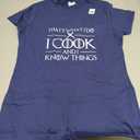 Chef and Cook Gifts - I Cook and I Know Things Funny Cooking T-Shirt Small