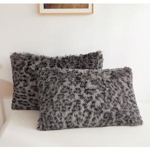 XeGe Cheetah Print Faux Fur Fluffy Pillowcases, Plush Shaggy Soft Long Pillow Covers, Fuzzy Decorative Leopard Print Pillow Cases, Furry Pillow Shams for Bed Zipper, Set of 2(Standard, Light Grey)