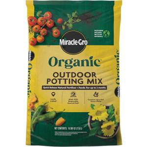 Miracle-Gro Organic Outdoor Potting Mix, for Outdoor Container Plants, Contains Quick-Release Natural Fertilizer, OMRI Listed, 16 qt.