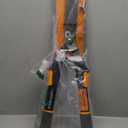 Fiskars Power-Lever Hedge Shears - 25"-33" Extendable Handle - Plant Cutting Scissors - Yard and Garden Tools - Orange/Black (1-Pack)
