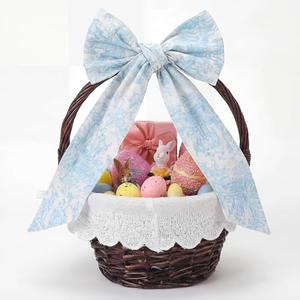Qinyoung Easter Wicker Basket with Bow Large Blue Gift Basket with Handle Scallop Liner for Spring Picnic Egg Candy Gathering Diaper Caddy Changing Table Towels Wine Storage Wedding Decor