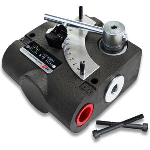 Hydraulic Adjustable Flow Directional Control Valve (3/4" NPT Port, 30 GPM, FC51 without Relief)