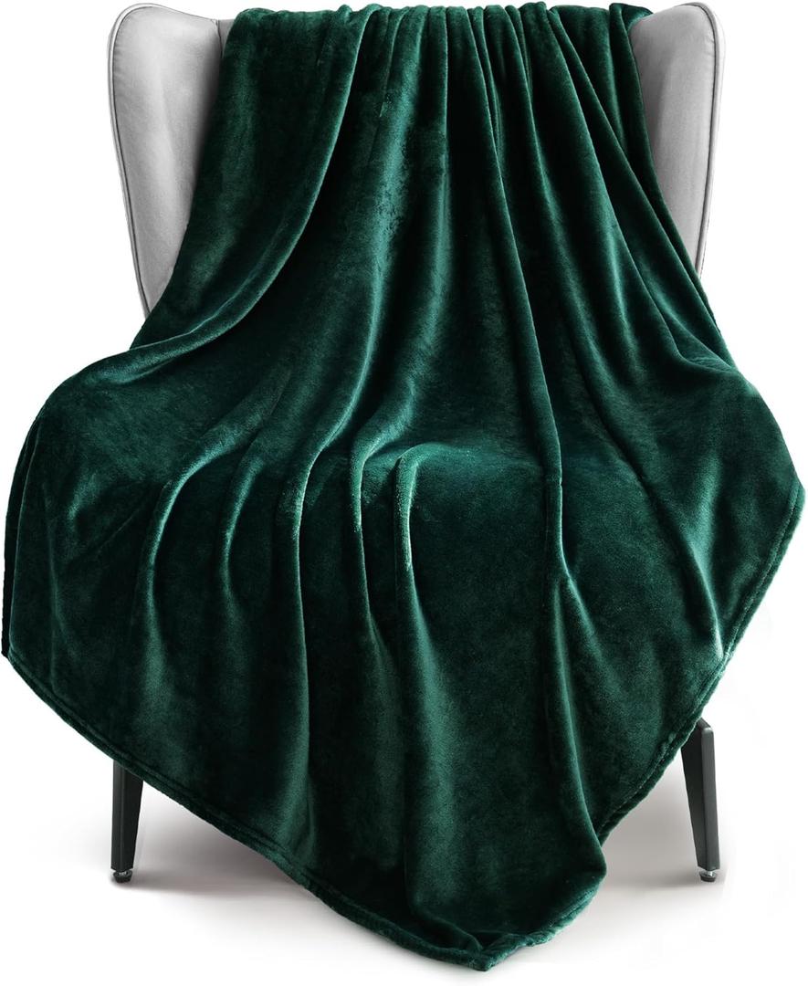 Exclusivo Mezcla Fleece Throw XL Blanket for Couch, Sofa, Super Soft and Warm Forest Green Blankets, All Season, Cozy, Plush, Lightweight, 50x70 Inches