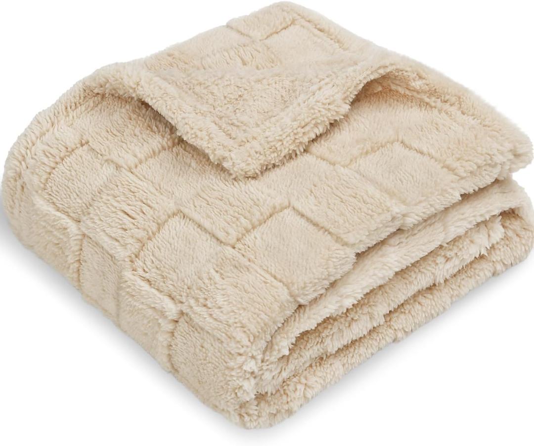 HOMRITAR Baby Blanket for Boys Girls 3D Fleece Fluffy Fuzzy Baby Blanket with Chessboard Grid Design for Toddler Infant Soft Warm Cozy Newborn Blanket 30 x 40 Inches Khaki
