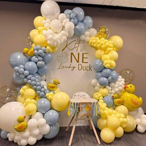 142pcs Duck Balloon Arch Garland Kit, 18/10/5 Inch Blue Yellow White Latex Balloons with Duck foil balloons for Baby Shower Party Decorations