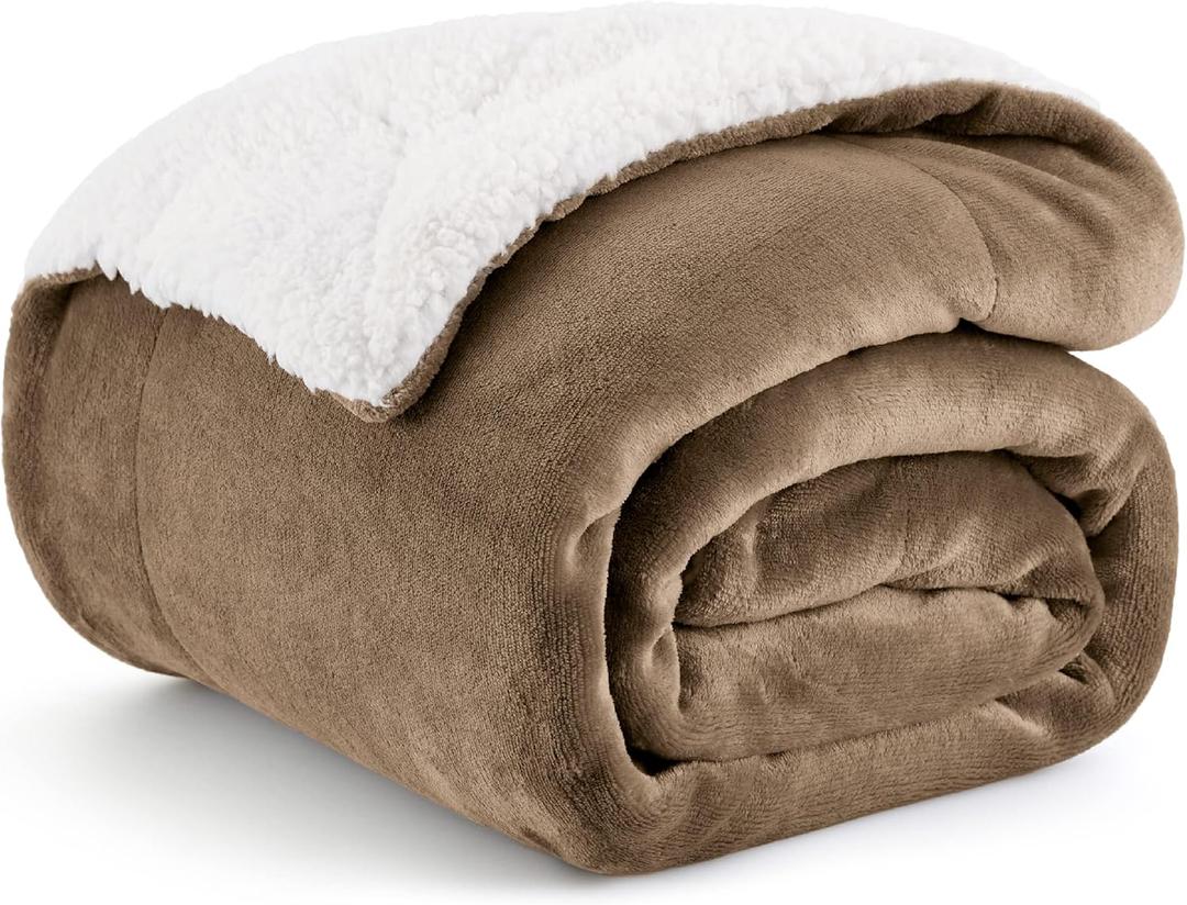 Bedsure Sherpa Fleece Throw Blanket for Couch - Thick and Warm, Soft Fuzzy Plush Throw Blanket for Winter, Camel, 50x60 Inches